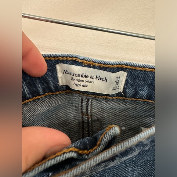 The Mom Short High Rise - Picture 2 of 3